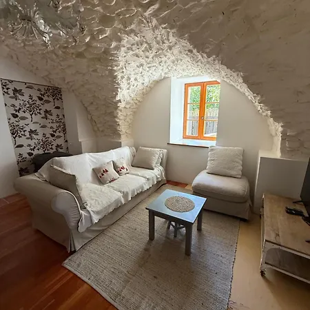 T2 Avec Jardin جوسيير